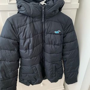 Hollister Puffer Jacket Size S